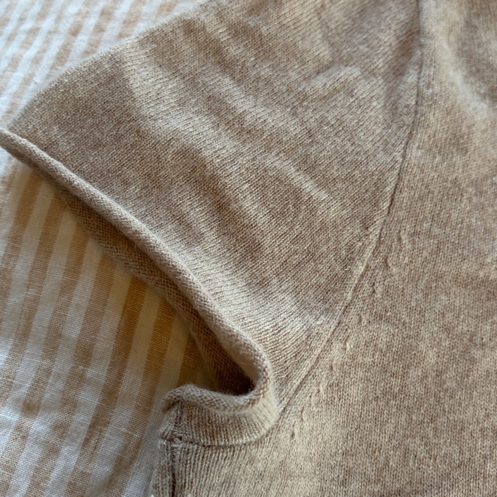 J. Crew Women's heather stone (beige) Cashmere relaxed t shirt size large - Picture 9 of 11